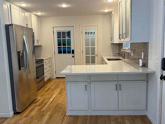 5th image of 280 Sharyhill Road