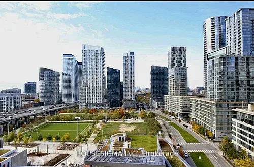 15 Fort York Blvd #1601 Photo 1