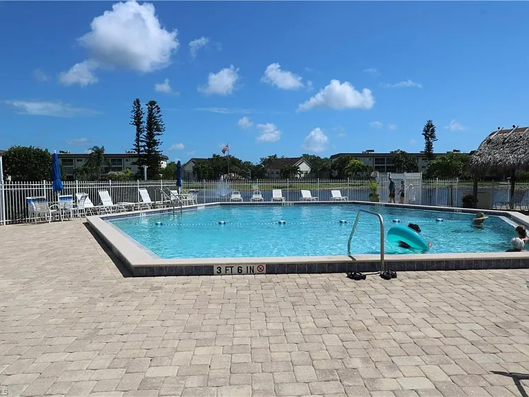 1004 Manatee Rd #H202 — Photo 26