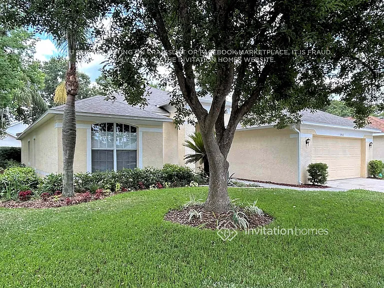 5902 Falconpark Ct — Photo 2