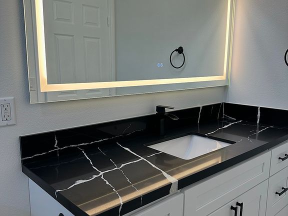 5th image of 17405 Granada Ave #1