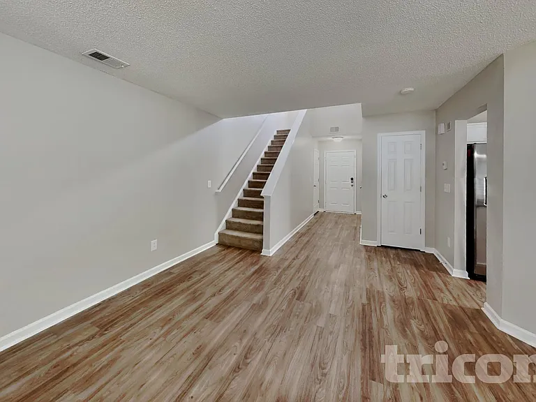 3400 Futura Ln — Photo 2