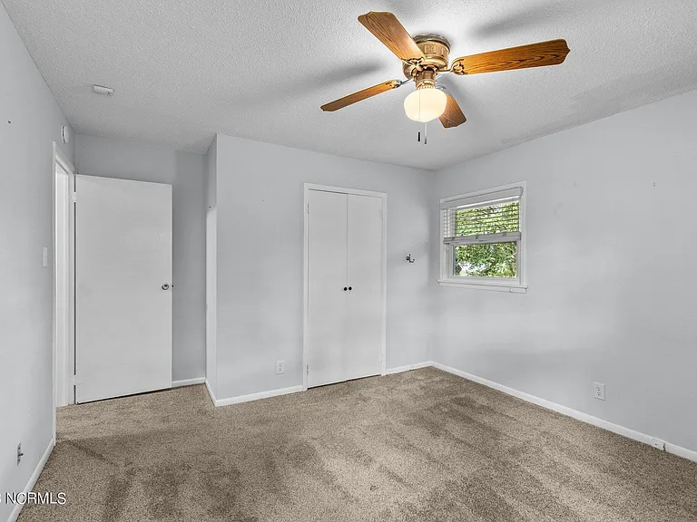 4303 Country Club Rd — Photo 22