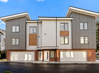 22348 48th Ave #6, Langley, BC V3A3N5