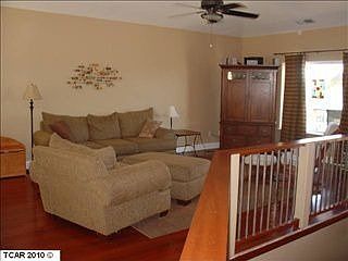 3rd image of 446 Sundown Ln