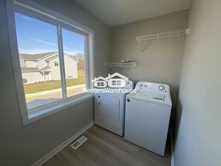 7000 Lake Ridge Ave #13 — Photo 15