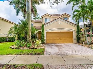 1892 Aspen Ln, Fort Lauderdale, FL 33327