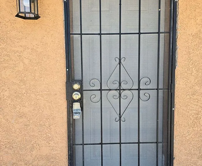 511 N Iroquois Ave #B — Photo 2