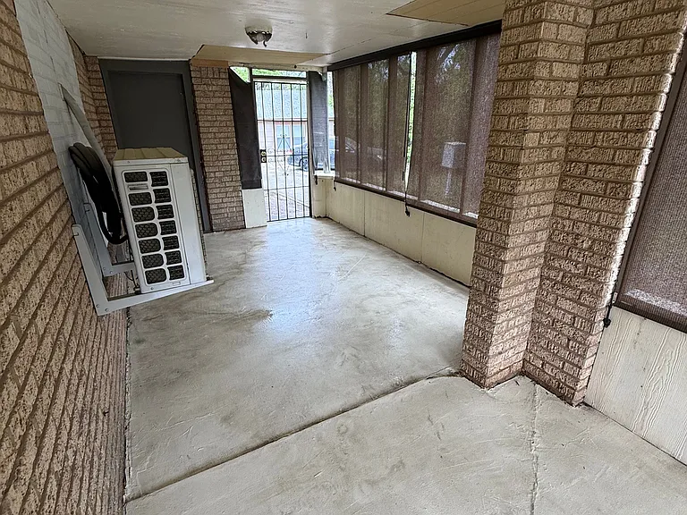 5317 Purington Ave — Photo 1