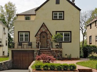 12 Harding Pkwy, Mount Vernon, NY 10552