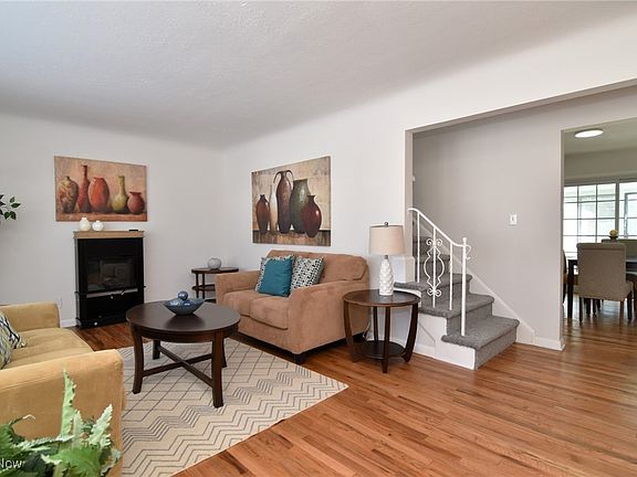 3rd image of 1717 Mayfair Blvd