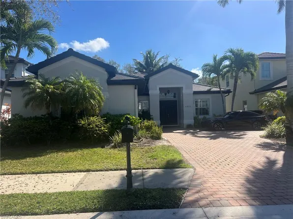 6853 Il Regalo Cir, Naples, FL 34109