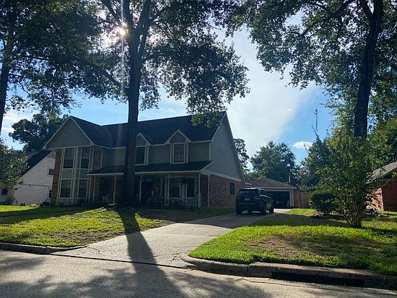 3rd image of 2414 Brookdale Dr
