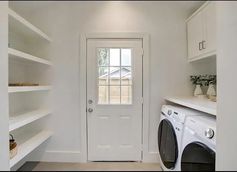 6107 N Main St — Photo 12