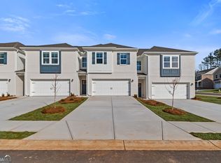 204 Sanctuary Dr, McDonough, GA 30253