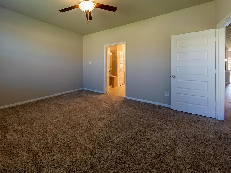 7034 Silverleaf Oak St — Photo 7