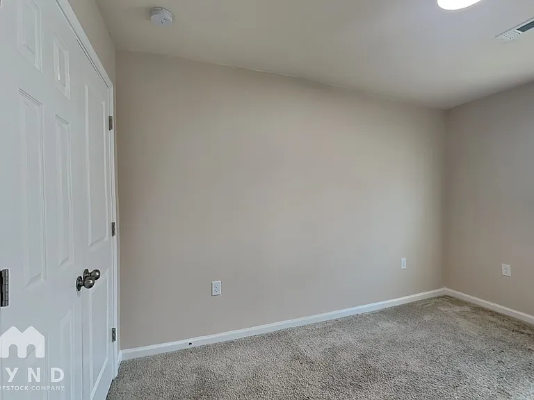 845 Falls Grove Trl — Photo 16