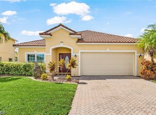 2229 Cape Heather Cir, Cape Coral, FL 33991