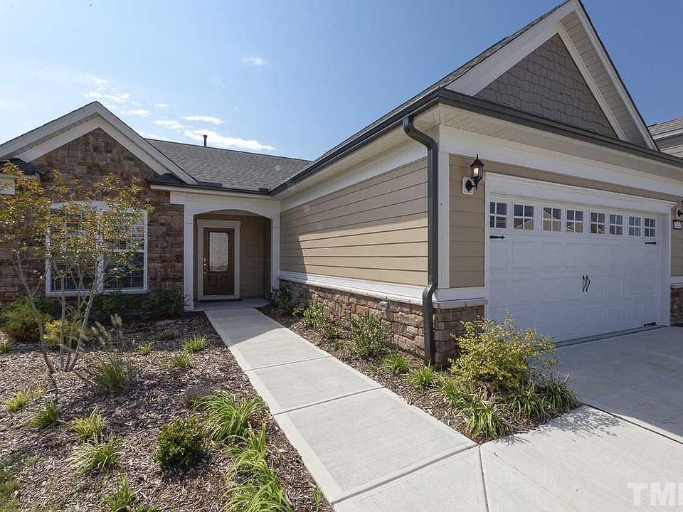 1st image of 904 Gaston Manor Dr