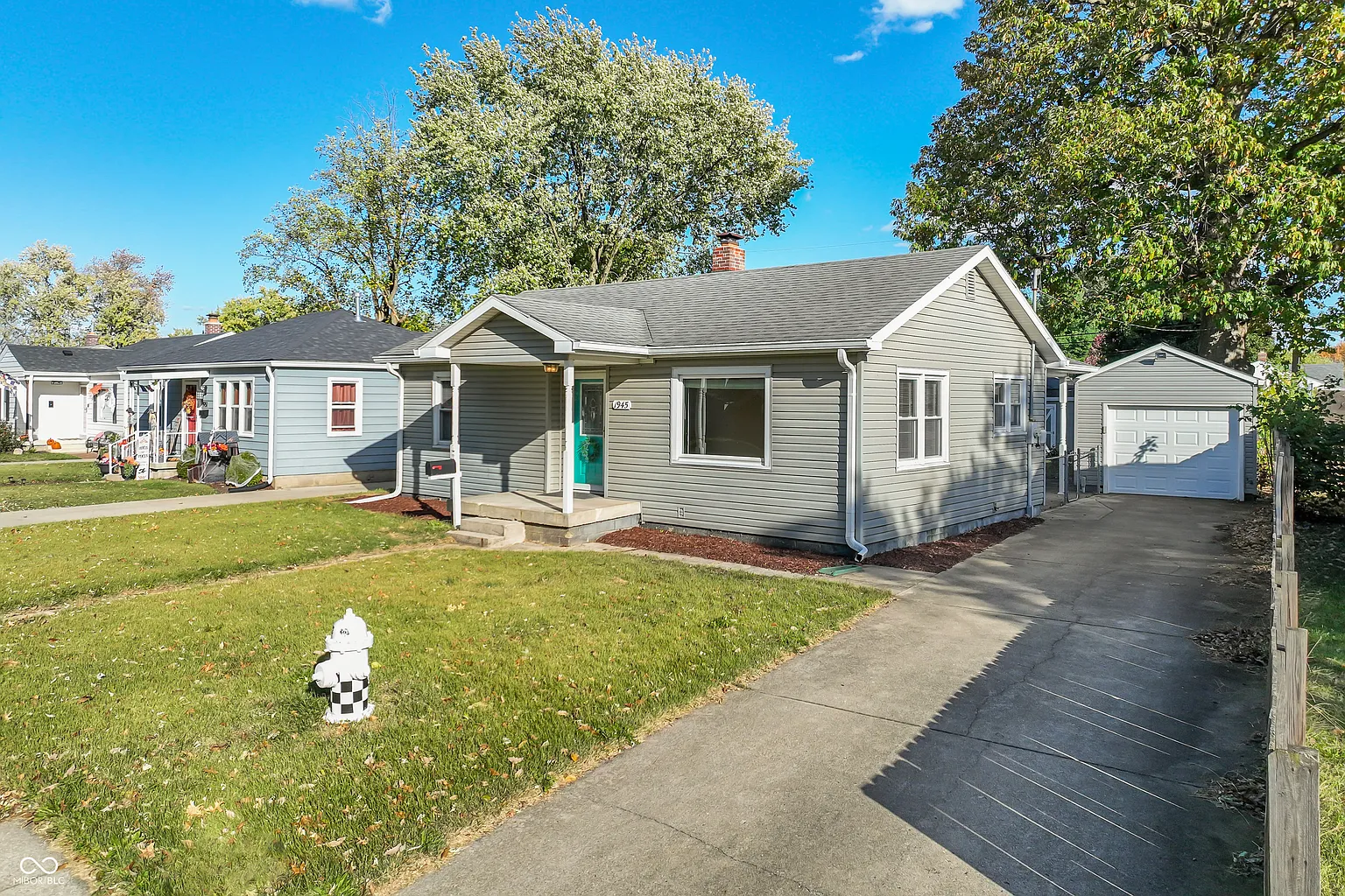 1945 Patton Dr photo 1