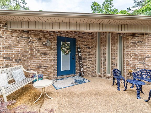 5th image of 82 Magellan Dr