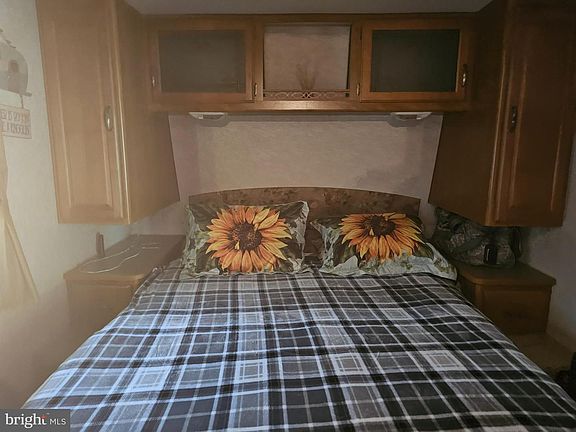 4th image of 333-332 Comanche Dr #1