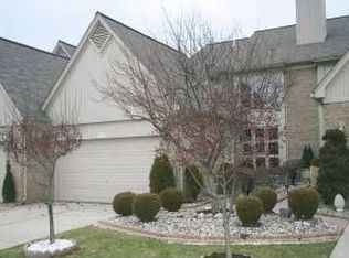 14903 Stoney Brook Dr W, Shelby Township, MI 48315