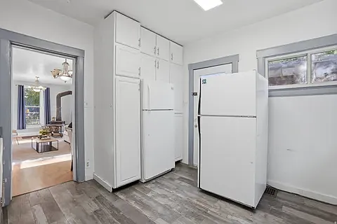 1037 E Linden Ave S — Photo 18