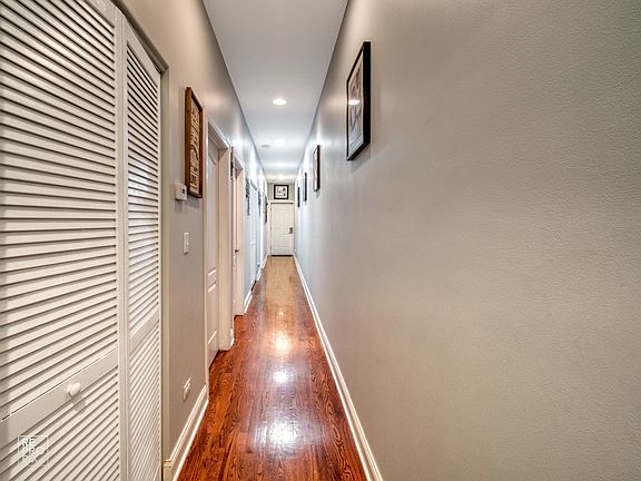 5th image of 3610 S Ellis Ave #3S
