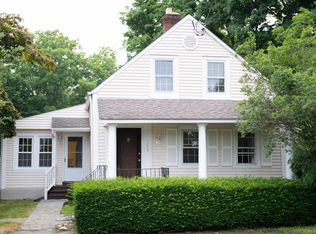 708 Racebrook Rd, Orange, CT 06477