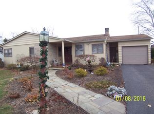 143 Kendall Ave, Jersey Shore, PA 17740