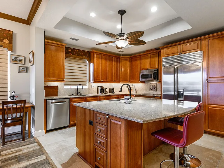 10300 Tarpon Landings Ter #4 — Photo 7