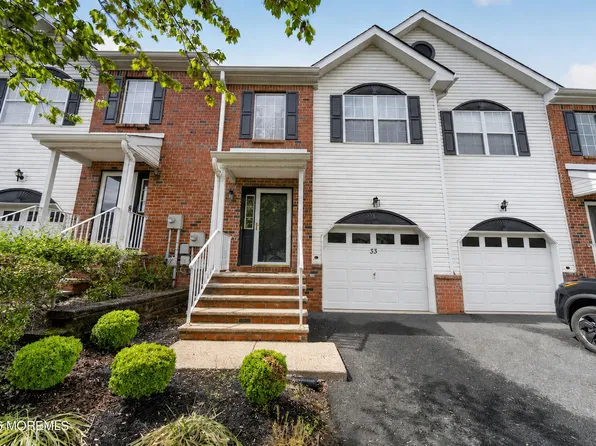 33 Heron Court, Manalapan, NJ 07726