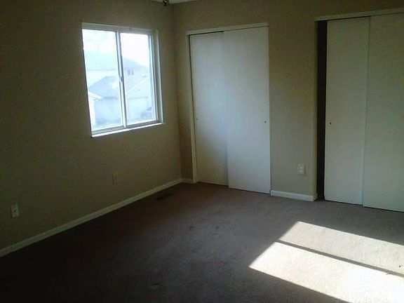 5th image of 518 Park Dr APT 3