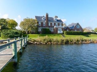 729 S Main St, Centerville, MA 02632