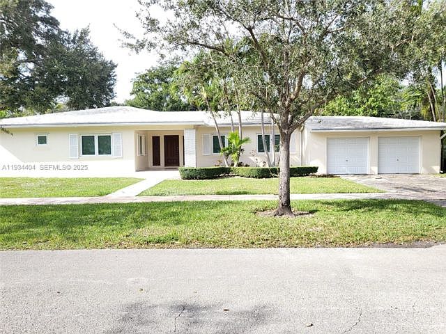 1st image of 825 Cremona Ave