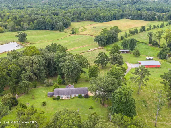 240 Harvest Rd, Weogufka, AL 35151