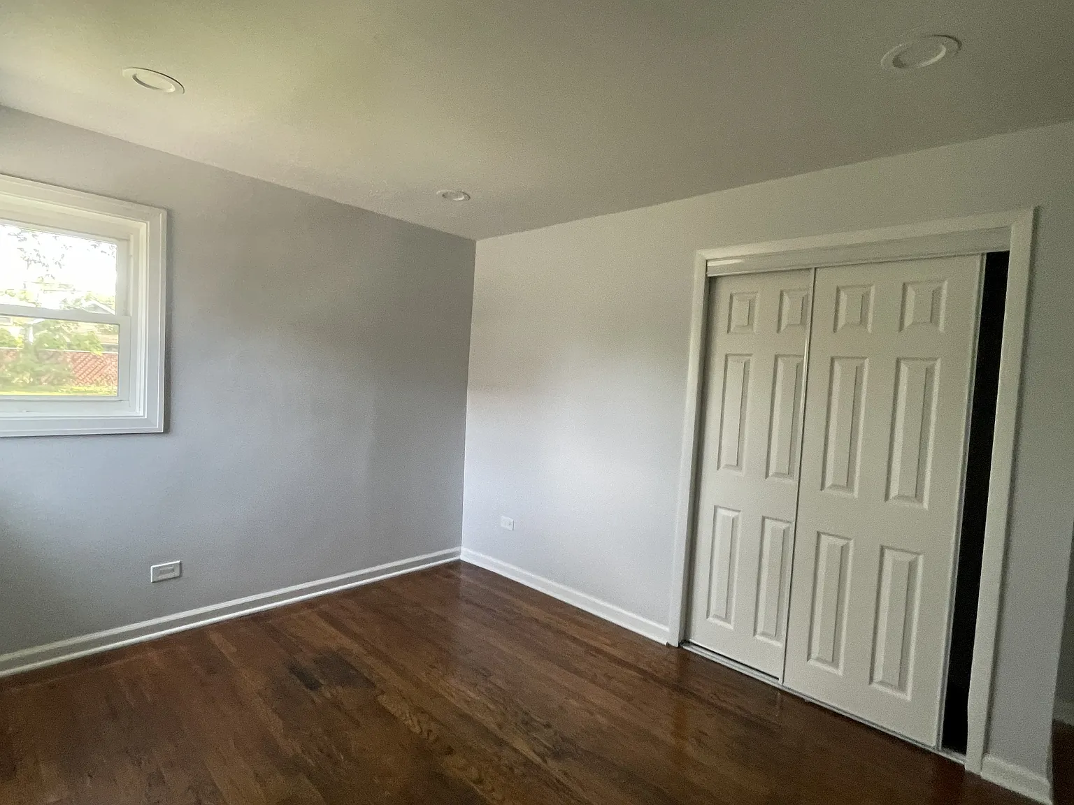 4546 Lilac Ave — Photo 2
