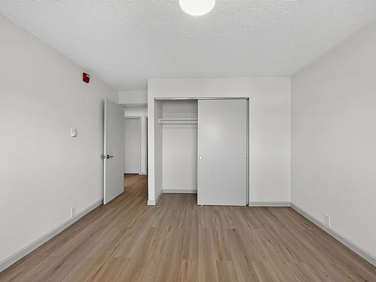 The Clover Apartments — Photo 40