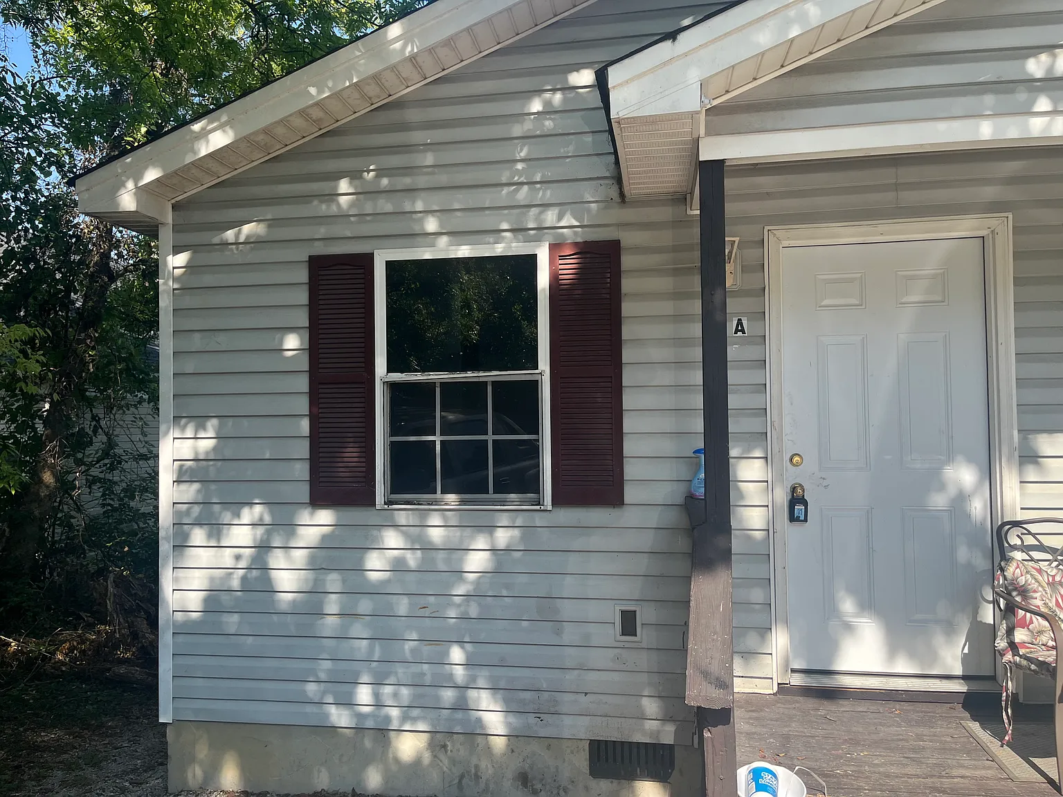 3 bed, 1.5 bath, 900 sqft, $1,460 — Photo 1