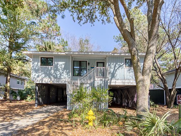 4th image of 48 Twin Oaks Ln