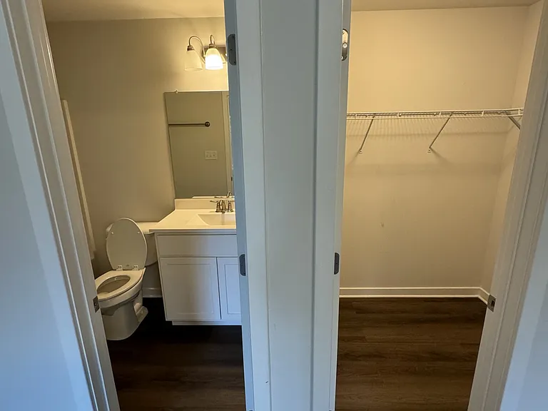 121 Europa Way — Photo 21