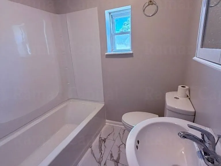 2752 Mickle St — Photo 15
