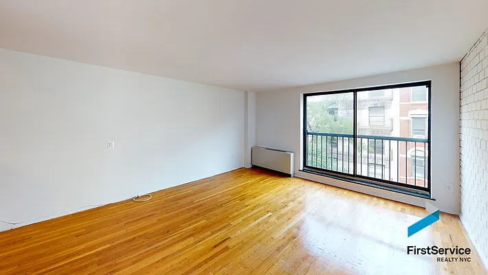 Rented by FirstService Realty (legacy) | media 25