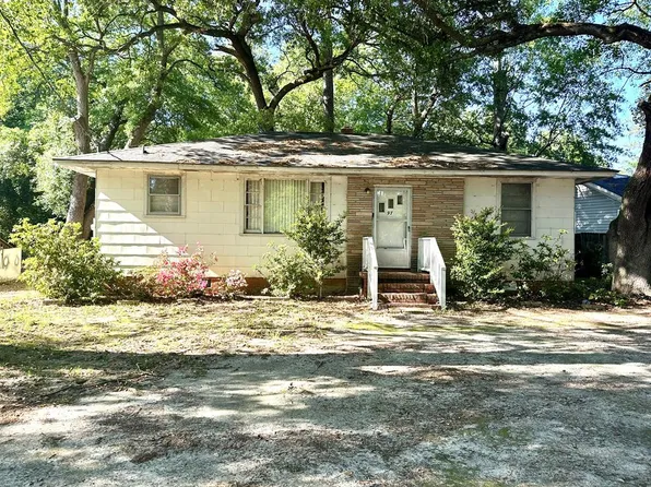 97 Willow Dr, Sumter, SC 29150