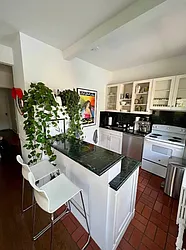 38 MacDougal Street, #5B