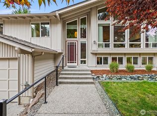 19540 129th Ct NE, Bothell, WA 98011