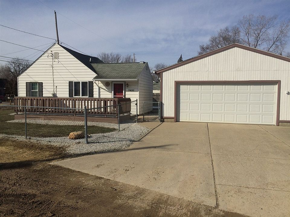 1st image of 3495 Fern Ave