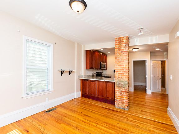 5th image of 27 Shannon St #1L