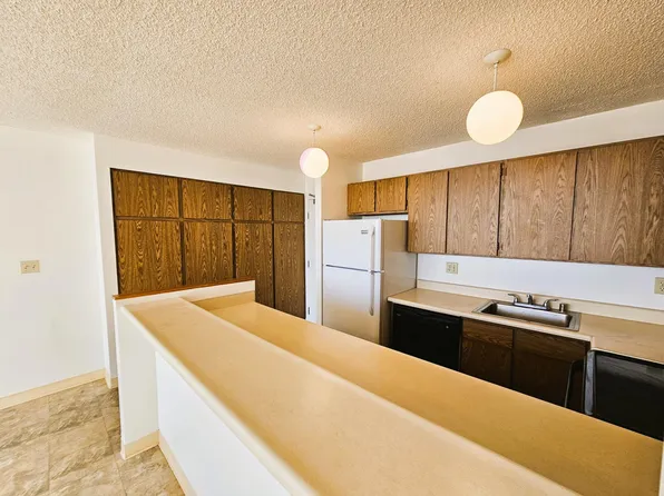 98-402 Koauka Loop, Aiea, HI